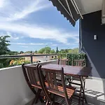 Massa Apartment 200 M To The See